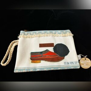 NWT Lazy Dayz White Tsarouchi Shoe Wristlet Designed & Hand Made in Greece